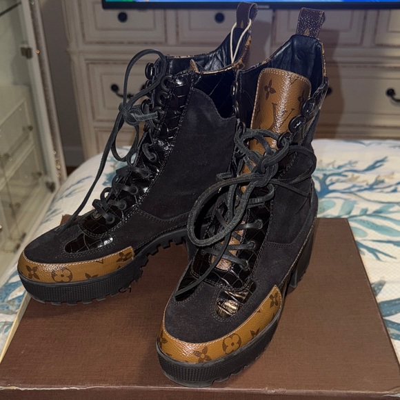 Louis Vuitton laureate platform Black Suede Calfskin Monogram Combat Boots - Picture 15 of 17
